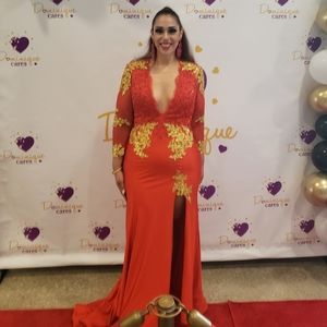 Size 14 long Sleeve Gown